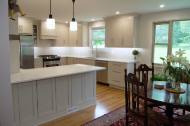 Durasupreme Custom Kitchen - Top Knobs Kinney Satin Nickel Hardware