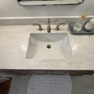 Eden Quartz by Hanstone