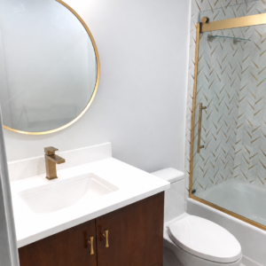 Dura Supreme Cheery Vanity - Camden Door Style in Allspice with Sky Fall Gold Quartz
